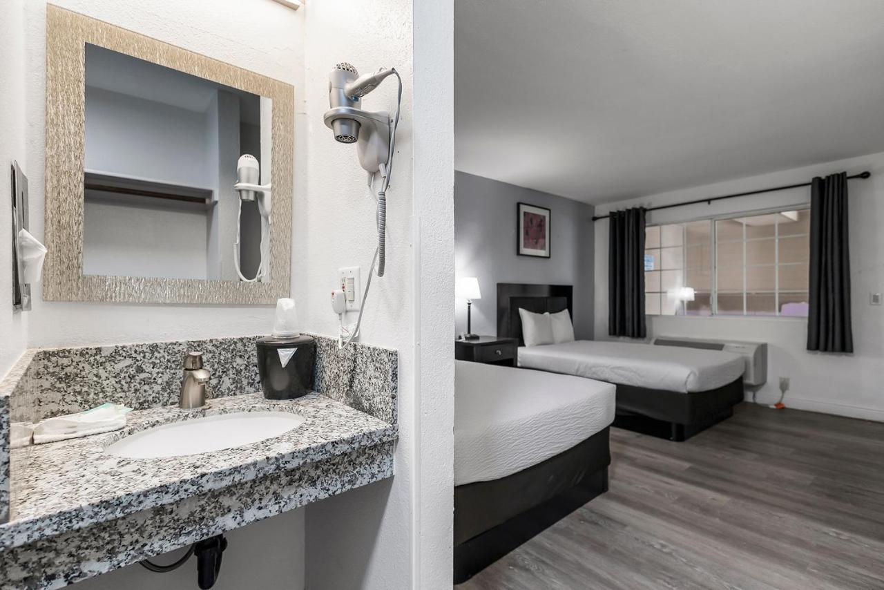 Heritage Inn Express Chico Dış mekan fotoğraf